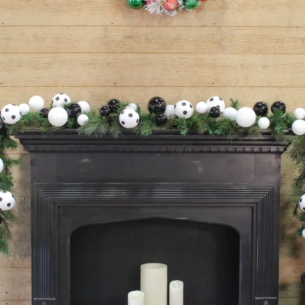 Garlands^Farrisilk 10' Black & White Polka Dot Ball Garland