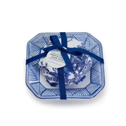 Spring^Two's Company Blue Willow Sandalwood Scented French Milled Soap With Porcelain Tray