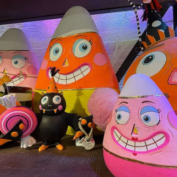 Home Accents^Glitterville Candy Corn Display By