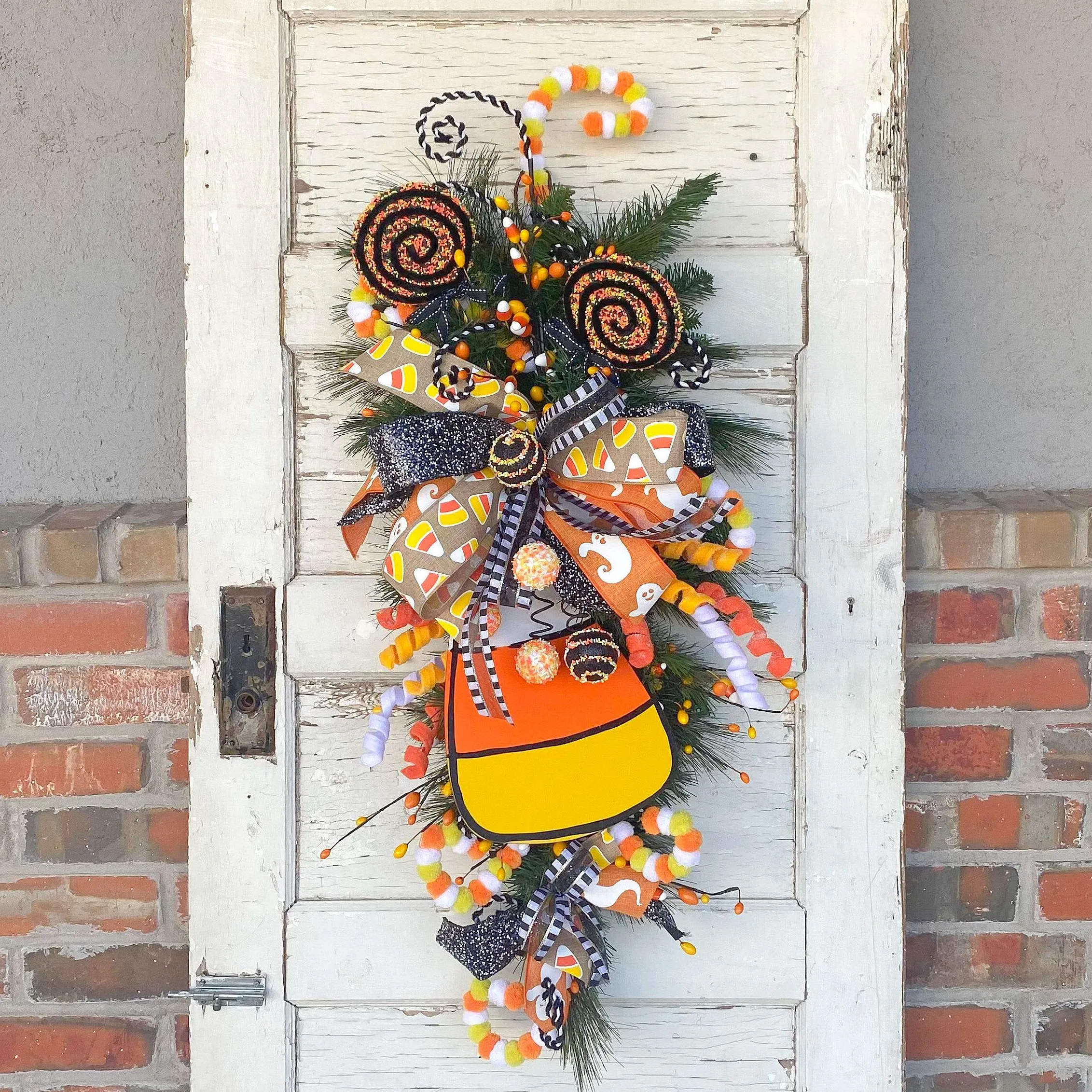 Floral^Liberty Floral Candy Corn Frizzy Curly Pick