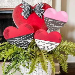 Wall Decor^The Round Top Collection Chocolate Dipped Heart Magnet