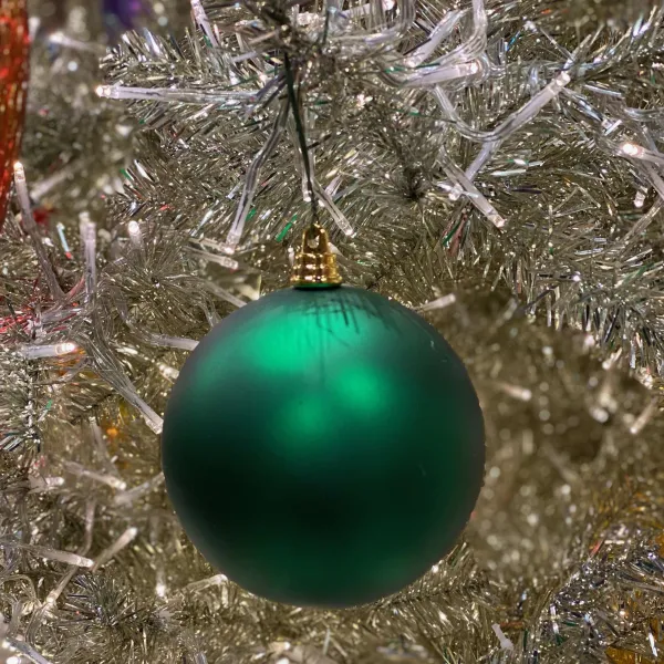 St. Patrick's Day^Farrisilk Emerald Green Matte Ball Ornament, 4"