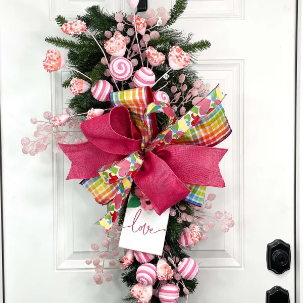 Signs^Direct Export Co. Felt Floral Love Sign