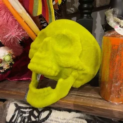 Figurines^180 Degrees Flocked Skull