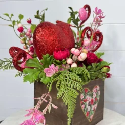 Creations^* Full Of Love Valentine Arrangement