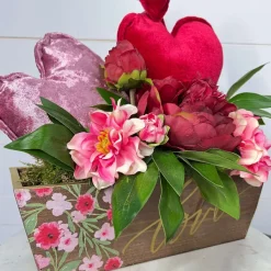 Creations^* Hearts Abound Valentine Arrangement