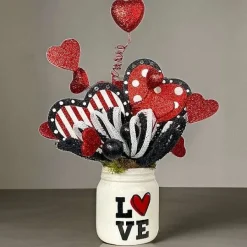 Creations^* Hearts In Bloom Valentine Arrangement