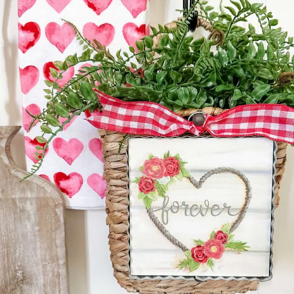 Table Decor^The Round Top Collection Kross Forever Rope Heart Mini Gallery Art