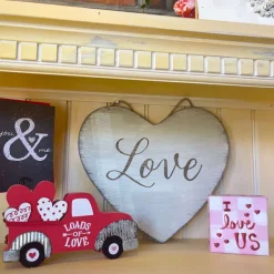 Focal Points^Burton & Burton Loads Of Love Shelf Sitter