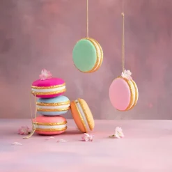 Focal Points^Glitterville Macaroon Display, Small