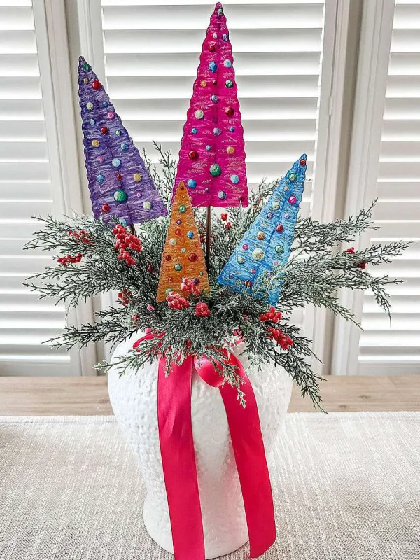 Wall Decor^The Round Top Collection Merry & Bright Bottle Brush Trees