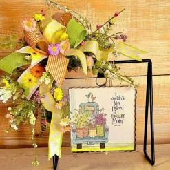 Table Decor^The Round Top Collection Mini Gallery Art & Charm Stand