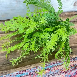 Spring Sprays^CRI Mixed Greens Spray
