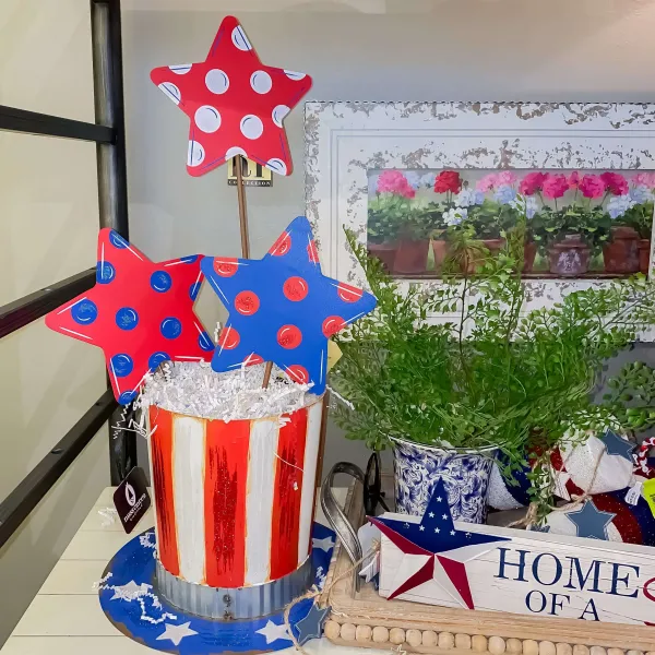 Pot Stakes^The Round Top Collection Patriotic Polka Dot Star