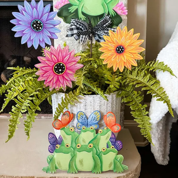 Pot Stakes^The Round Top Collection Pile Of Frogs