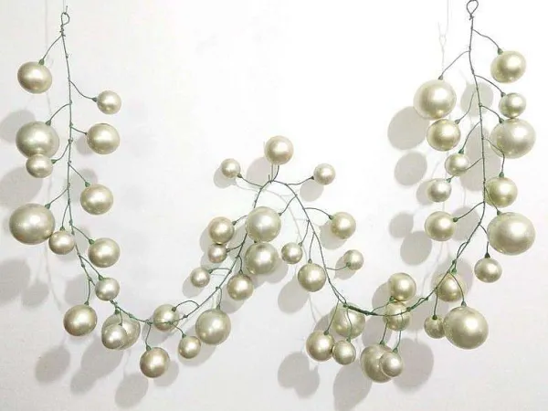 Happy New Year^Farrisilk Platinum Ball Garland, 10'