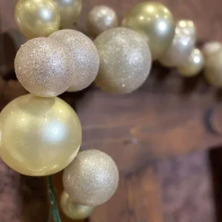 Winter^Farrisilk Platinum Glitter And Candy Apple Ball Garland, 10'