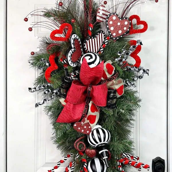 Floral^Liberty Floral Red And Striped Frizzy Curly Pick