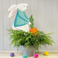 Pot Stakes^The Round Top Collection Stubborn Carrot