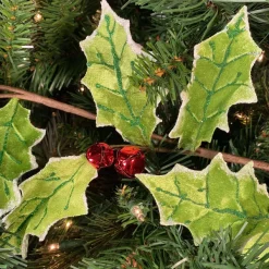 Garlands^LIBERTY FLORAL Velvet Holly Leaf Garland
