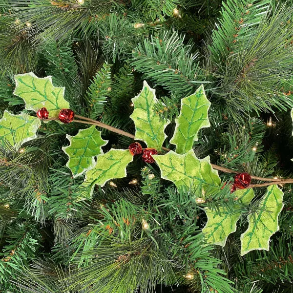 Garlands^LIBERTY FLORAL Velvet Holly Leaf Garland