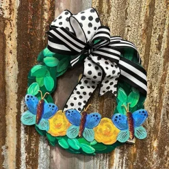 St. Patrick's Day^The Round Top Collection Wreath Banner And Ribbon Display